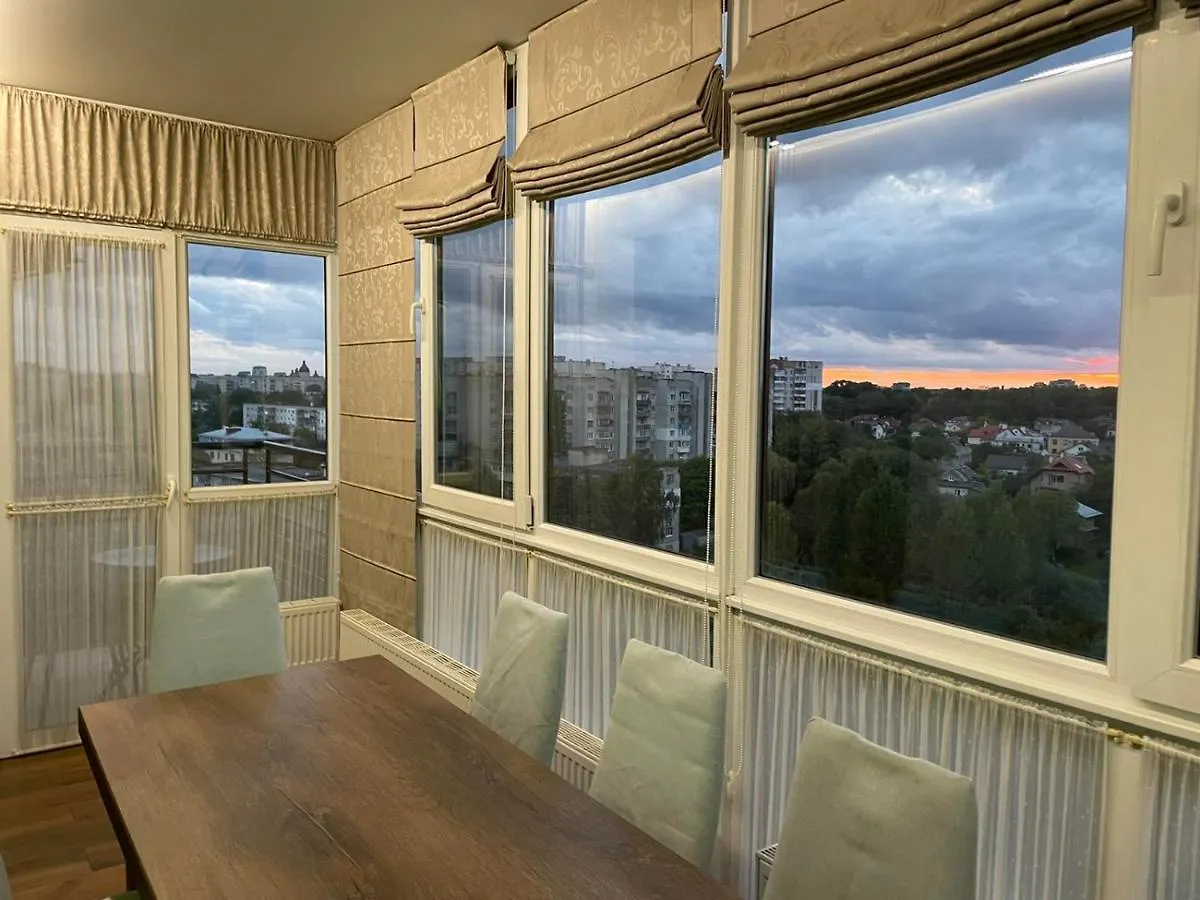 Vip Penthouse Apartments Lviv